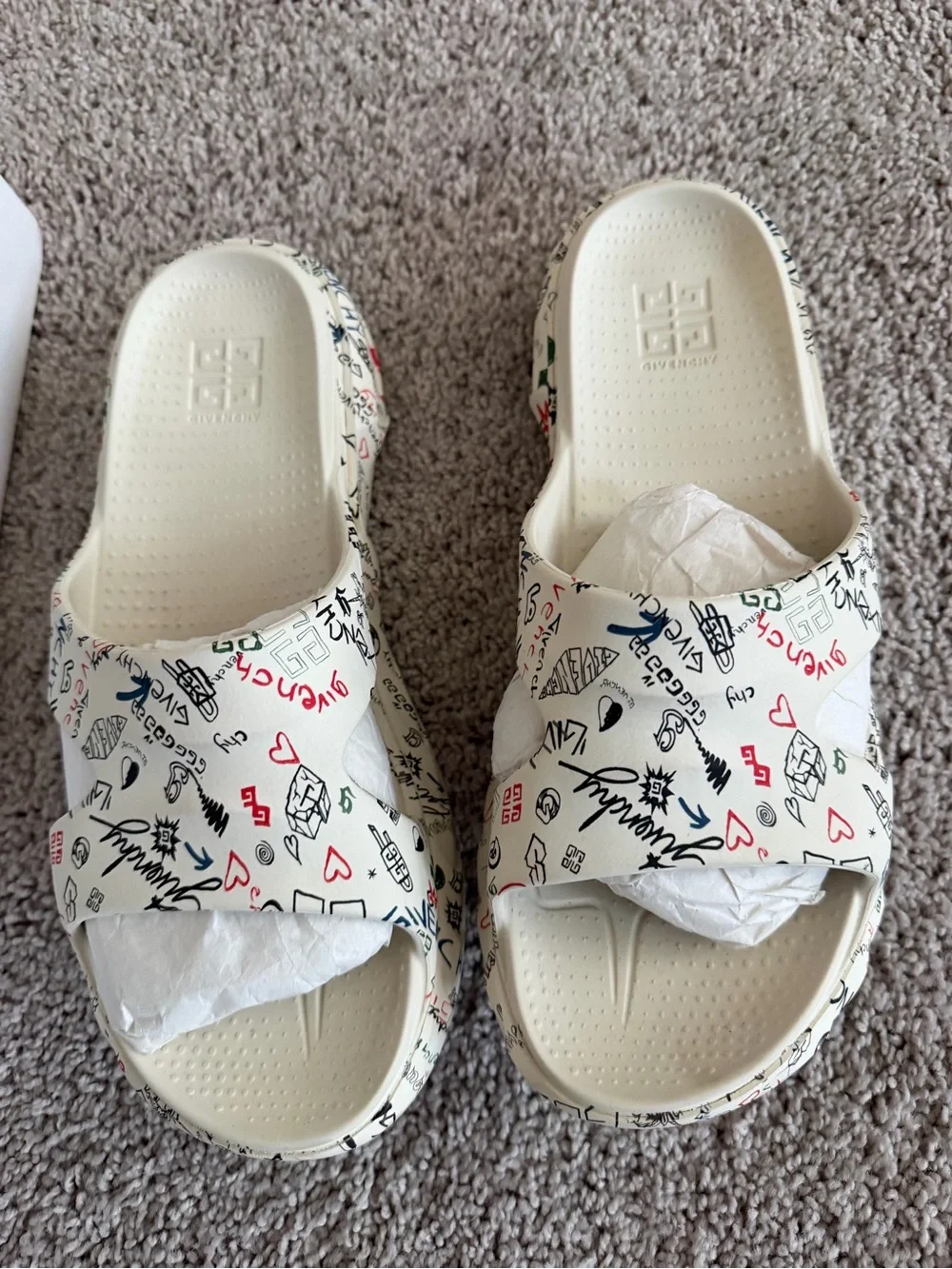 MARSHMALLOW MULTICOLORED SLIDES